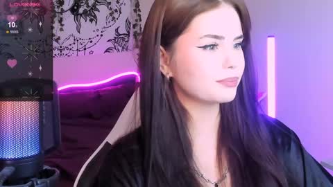 Jenni online show from December 17, 7:39 am