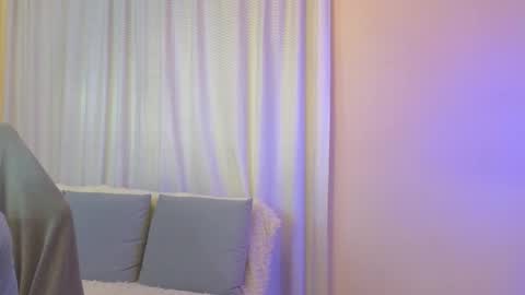 Snapshot of jenny_angelok chatting on September 17, 10:30 am Next broadcast on December 05 subject to change online show from September 17, 10:30 am