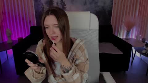 Snapshot of jennydens chatting on February 26, 2:41 am Jenny NO Nude online show from February 26, 2:41 am