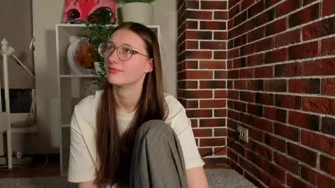 Kriss online show from June 1, 9:16 pm