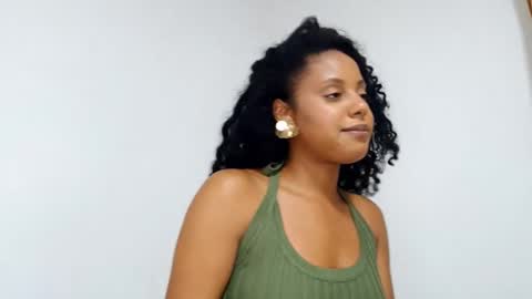 Bella online show from February 20, 10:01 pm