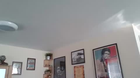 Harry online show from April 22, 8:32 am