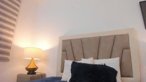 Jessi  online show from February 11, 3:40 pm