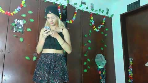 Jessica online show from April 15, 8:42 pm