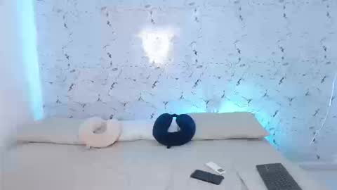 Snapshot of jessdant_luv chatting on September 9, 4:12 am Hello we are Jesse and Dante. online show from September 9, 4:12 am