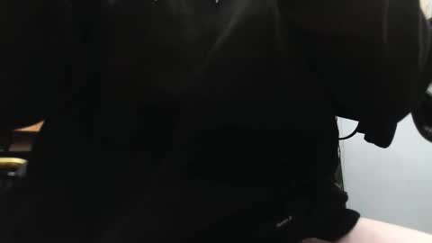 cummin0Nyou online show from January 10, 6:19 am