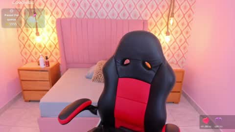  J E S S I  online show from July 28, 3:26 am