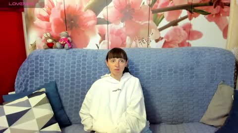 jessicaforris online show from May 13, 7:18 am