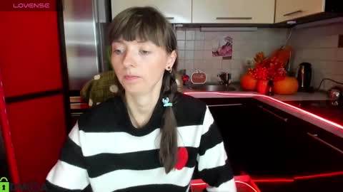 Snapshot of jessicaforris chatting on October 10, 7:25 am jessicaforris online show from October 10, 7:25 am