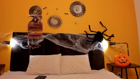 Jessie online show from October 24, 2:12 am