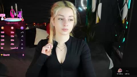 Jessie online show from February 10, 1:47 pm