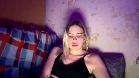 jessika_evans online show from December 5, 8:06 pm