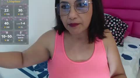 paola online show from June 12, 7:13 pm