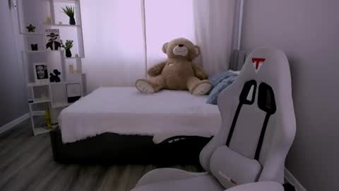 JesssWalker online show from May 23, 11:17 am