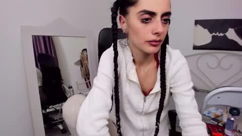 Jessy online show from February 26, 7:10 pm