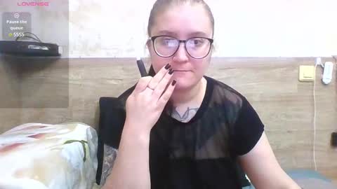 Bye everyone i cant see any reason to stay here wish u luck online show from December 23, 7:06 am