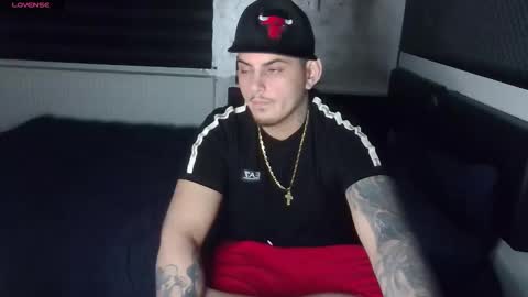 jss  fredd online show from February 25, 6:55 pm