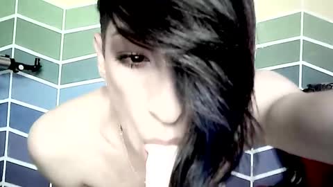 Ale online show from November 8, 9:23 am