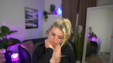 Jet online show from April 23, 8:21 pm