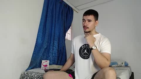 Snapshot of jeycob_happy97 chatting on October 21, 11:59 am Juan David online show from October 21, 11:59 am