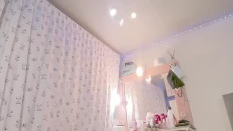 jhoanatrans22 online show from February 5, 5:30 am