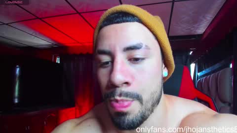 Jhojan Strong  online show from October 9, 8:25 pm