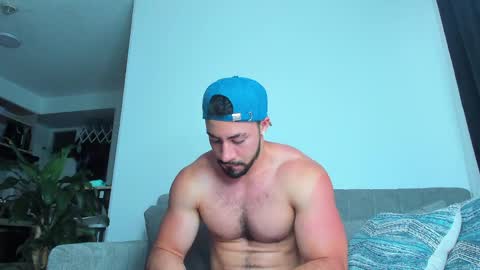 Jhojan Strong  online show from April 4, 10:28 pm