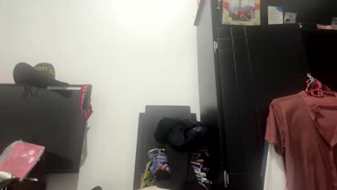 jhon446882 online show from December 21, 9:43 pm