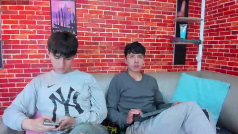 Jake y Troy online show from June 2, 8:11 pm
