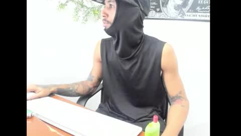 jhonson821 online show from November 2, 10:37 am