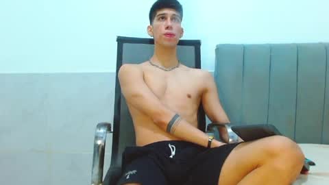 jhony_sex3 online show from April 2, 7:15 am