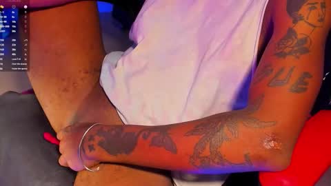 jhonymiller online show from November 18, 9:18 pm