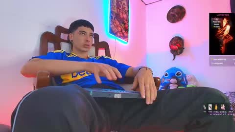 Jimm  Independent Model  online show from March 24, 1:55 am