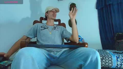 Snapshot of jimm66_ chatting on October 14, 12:57 am Jimm  Independent Model  online show from October 14, 12:57 am