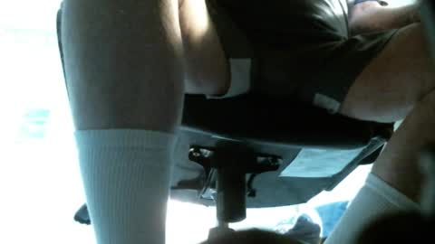 jimwellhung online show from February 12, 4:27 am