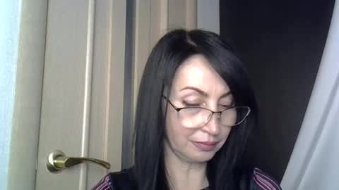 jinaluv online show from May 1, 1:32 am