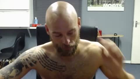 JamesJan van Rebel online show from February 13, 4:54 am