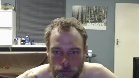 JamesJan van Rebel online show from December 4, 3:17 am