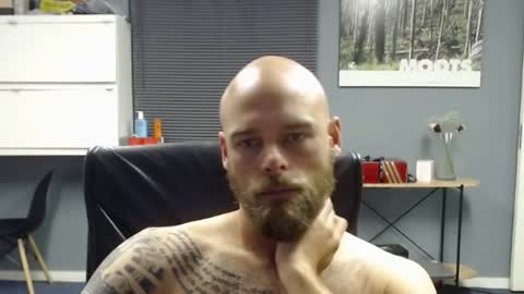 JamesJan van Rebel online show from February 24, 4:49 am