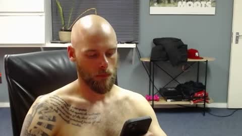 JamesJan van Rebel online show from January 24, 5:11 pm