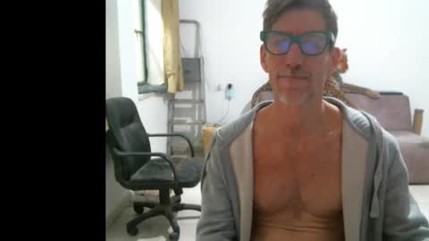 jlmbud online show from January 5, 5:27 pm