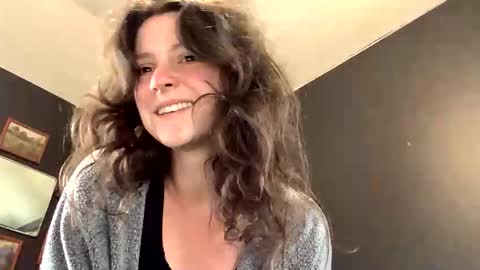 jlynn1997 online show from March 23, 3:28 pm