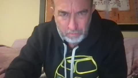 jmombombero63 online show from November 21, 12:30 am