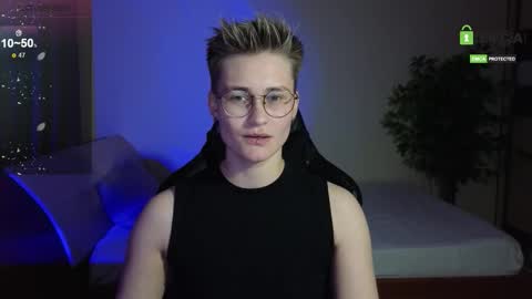 J online show from September 25, 7:21 pm