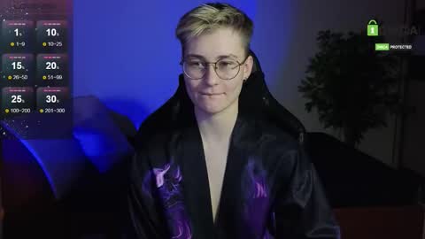 J online show from November 26, 7:43 pm