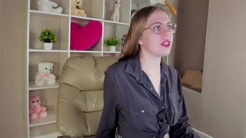 joann_shermann online show from November 5, 1:18 am