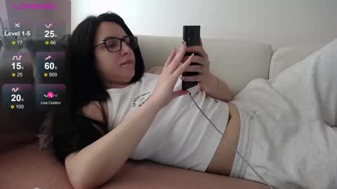 Snapshot of joanna_cw chatting on March 11, 8:30 am Jo online show from March 11, 8:30 am