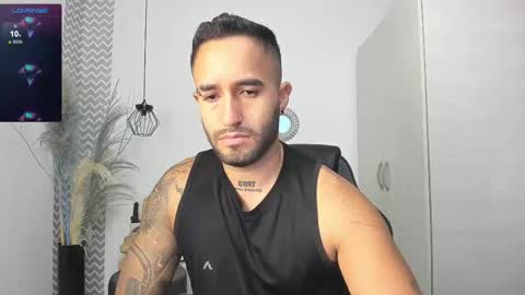 Snapshot of joegrex chatting on September 29, 3:16 am Joe online show from September 29, 3:16 am