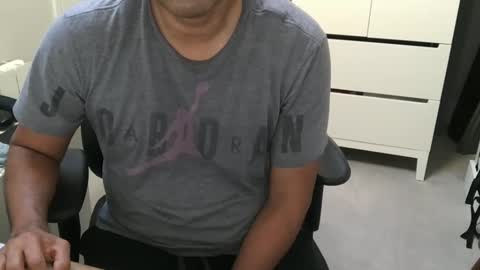 joeshades21 online show from January 25, 9:15 am