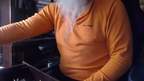 joeyzzz1 online show from February 20, 4:01 am